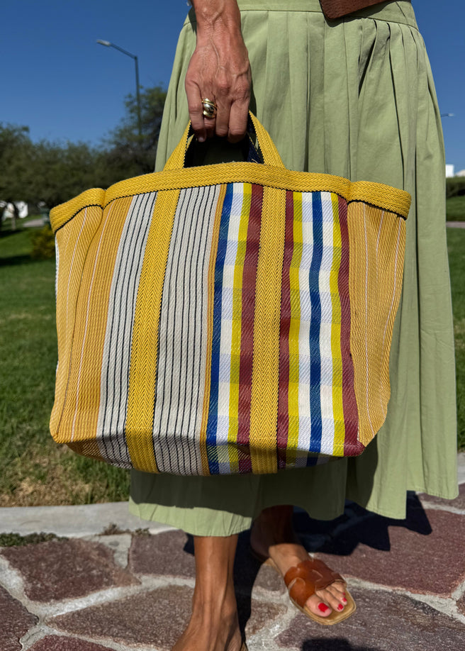 BOLSA YUTTIS 23