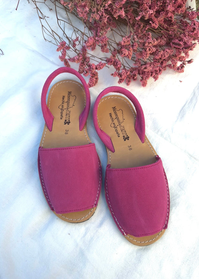 MENORQUINA PIEL ROSA FUCSIA