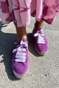 TENIS PIEL VIOLETA