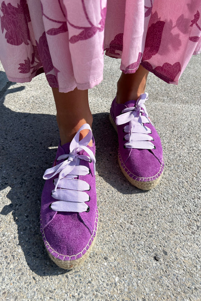 TENIS PIEL VIOLETA