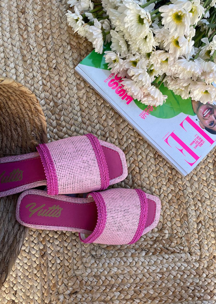 SANDALIA PLANA ROSA