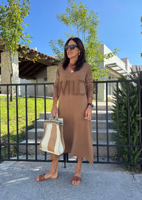 VESTIDO PICO MARRÓN