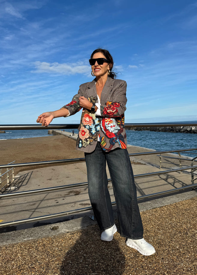 AMERICANA BLANCO NEGRO