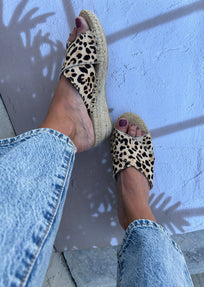 SANDALIA 4CM LEOPARDO