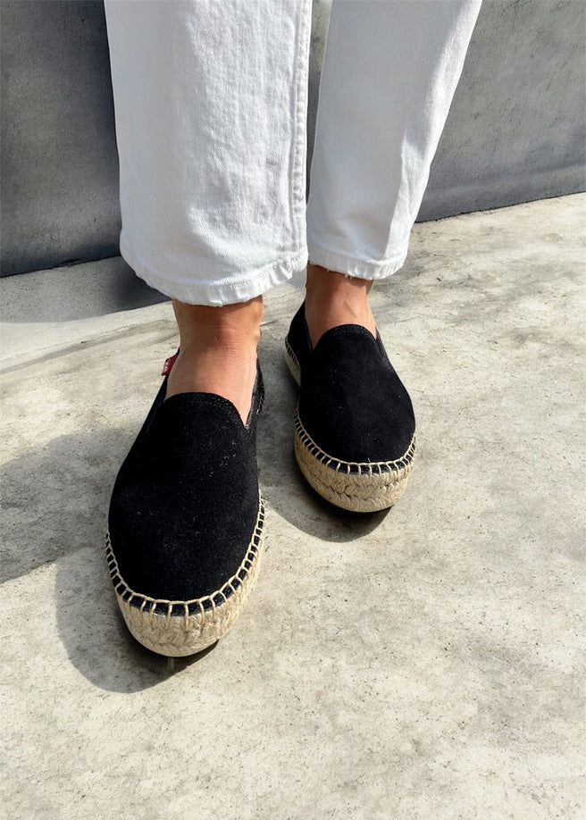 ALPARGATA PIEL NEGRA