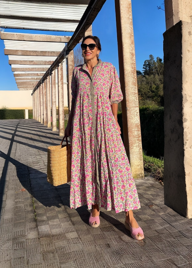 VESTIDO CUELLOS FLORES