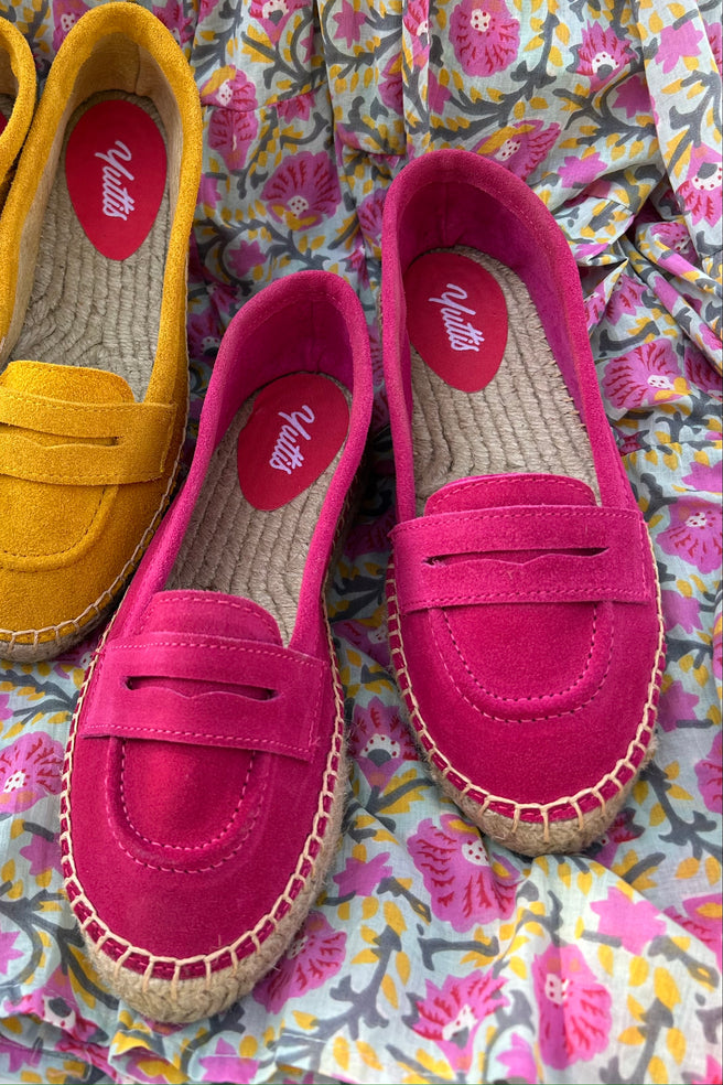 MOCASÍN PIEL FUCSIA