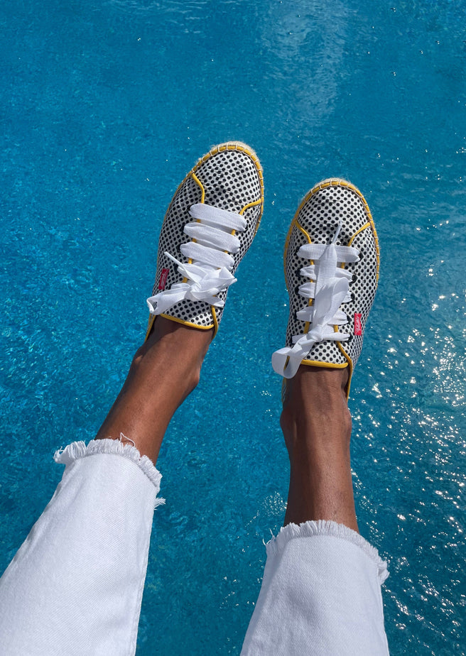 TENIS LUNARES